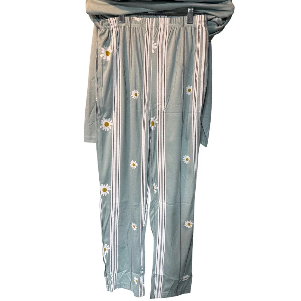 Women's Large Seafoam Green Daisy Floral Pajama Lounge Set NWT Cozy Sleepwear